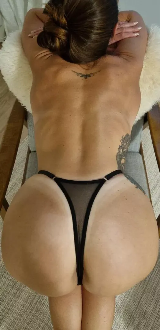 Sharing is caring, i'd share my ass with you