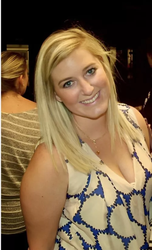 Sharing my wife for trades or just for you to stroke to, tele lareby21