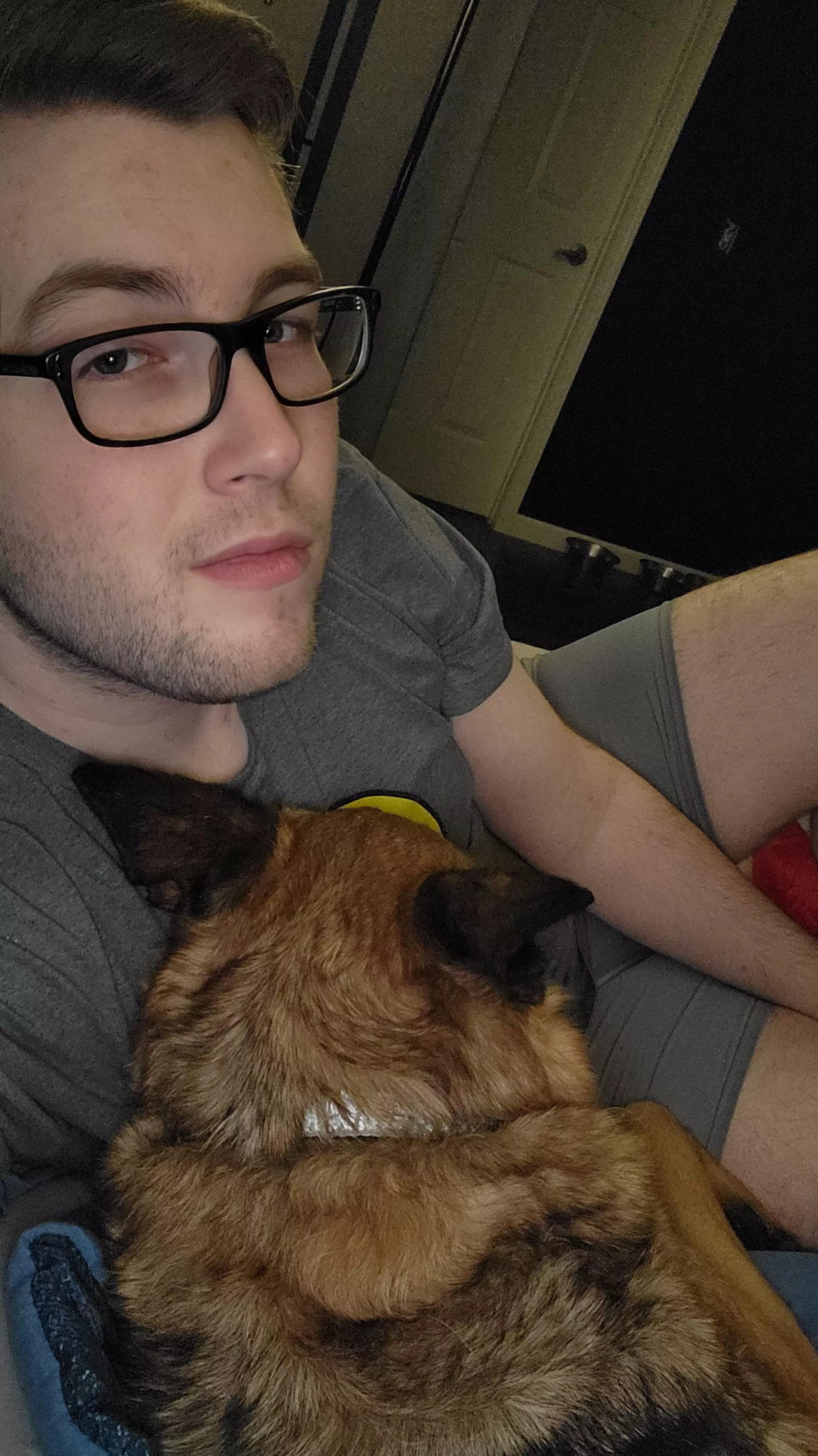 She loves those cuddles 💜