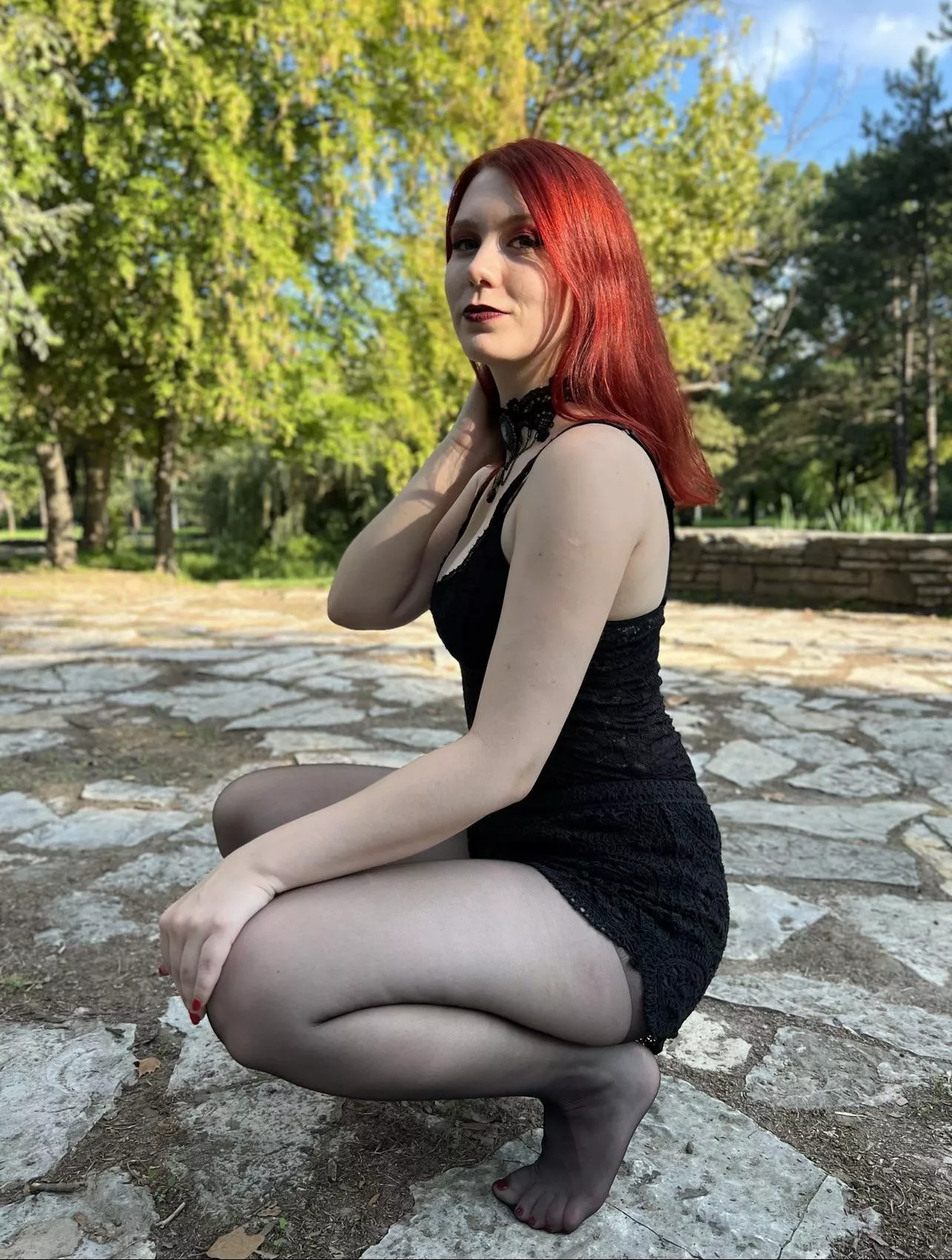 Sheer pantyhose 🖤