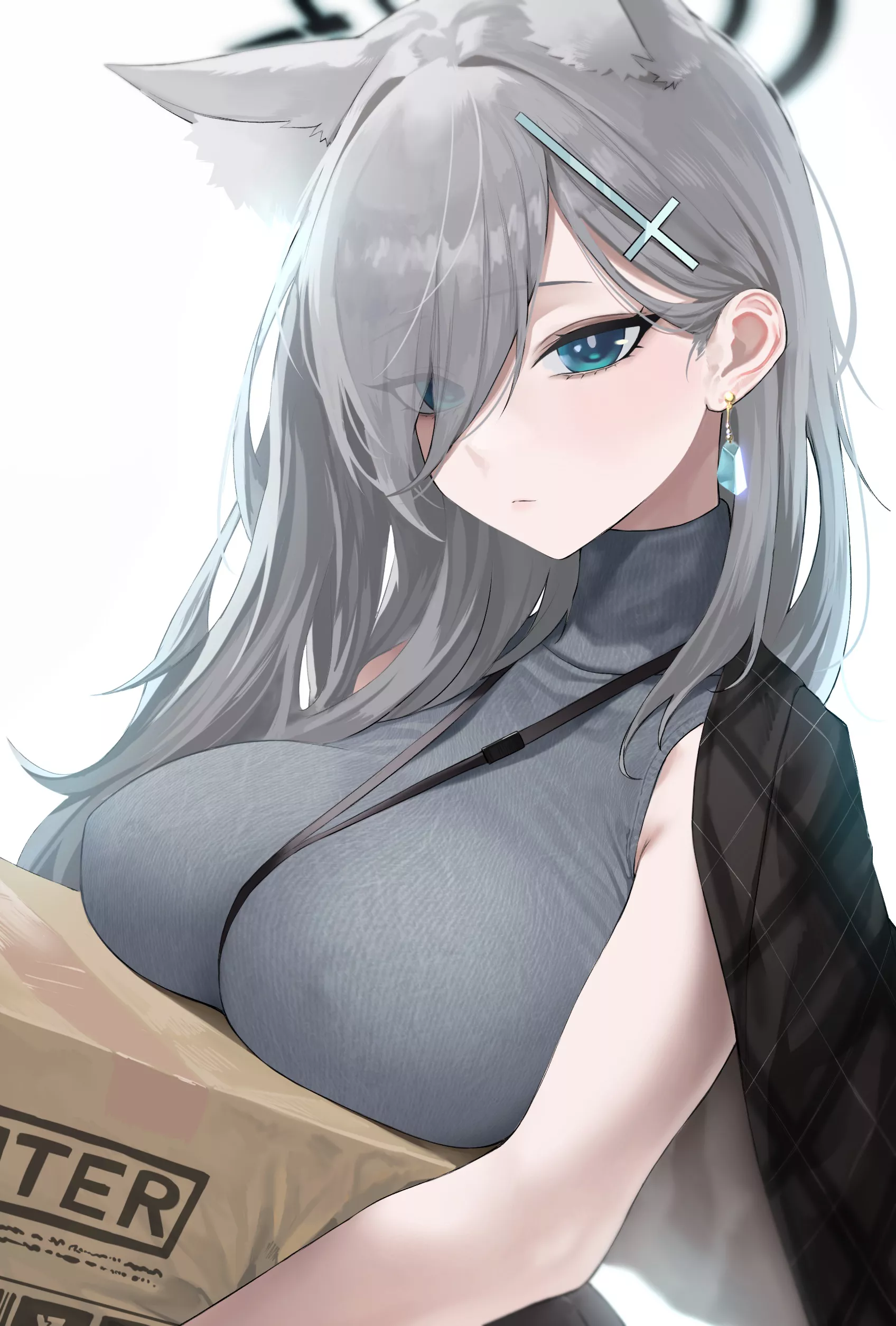 Shiroko carrying heavy box [Blue Archive]