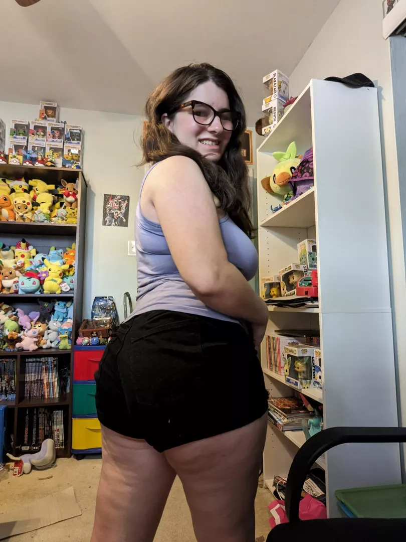Short shorts ☺️