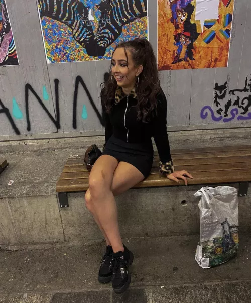 Short skirt