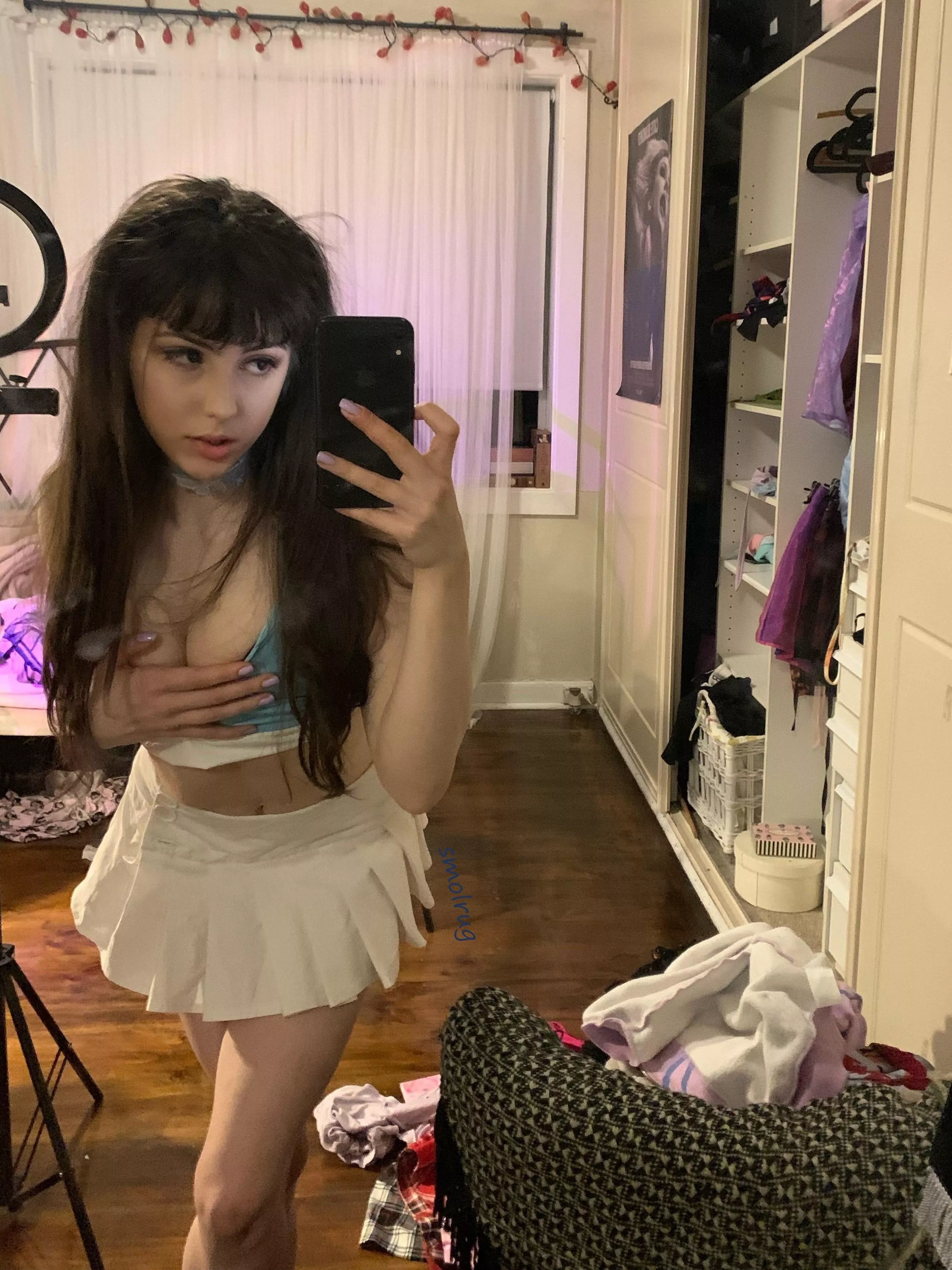 short skirts are hot change my mind 18f