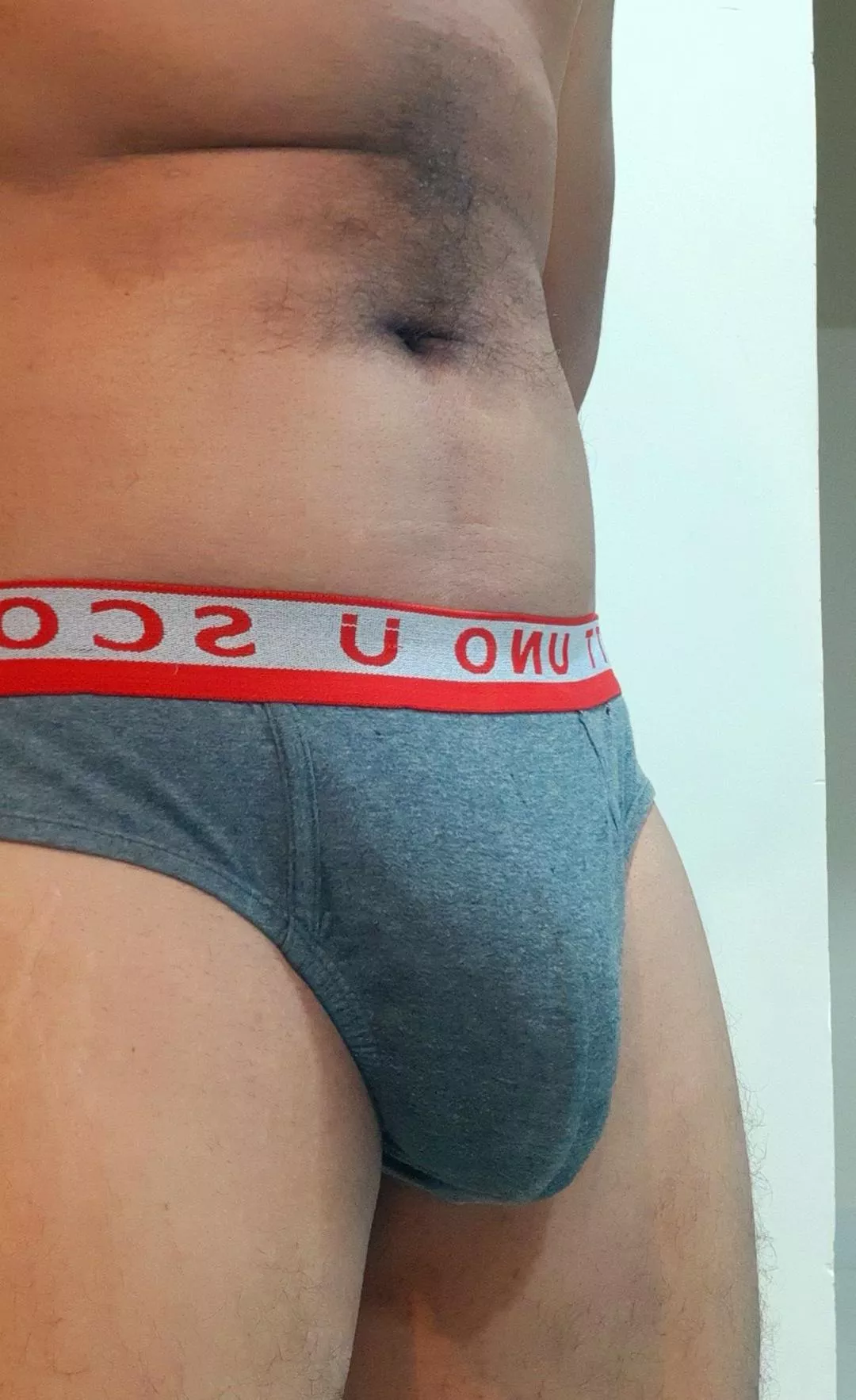 Should i go to the beach wearing this?