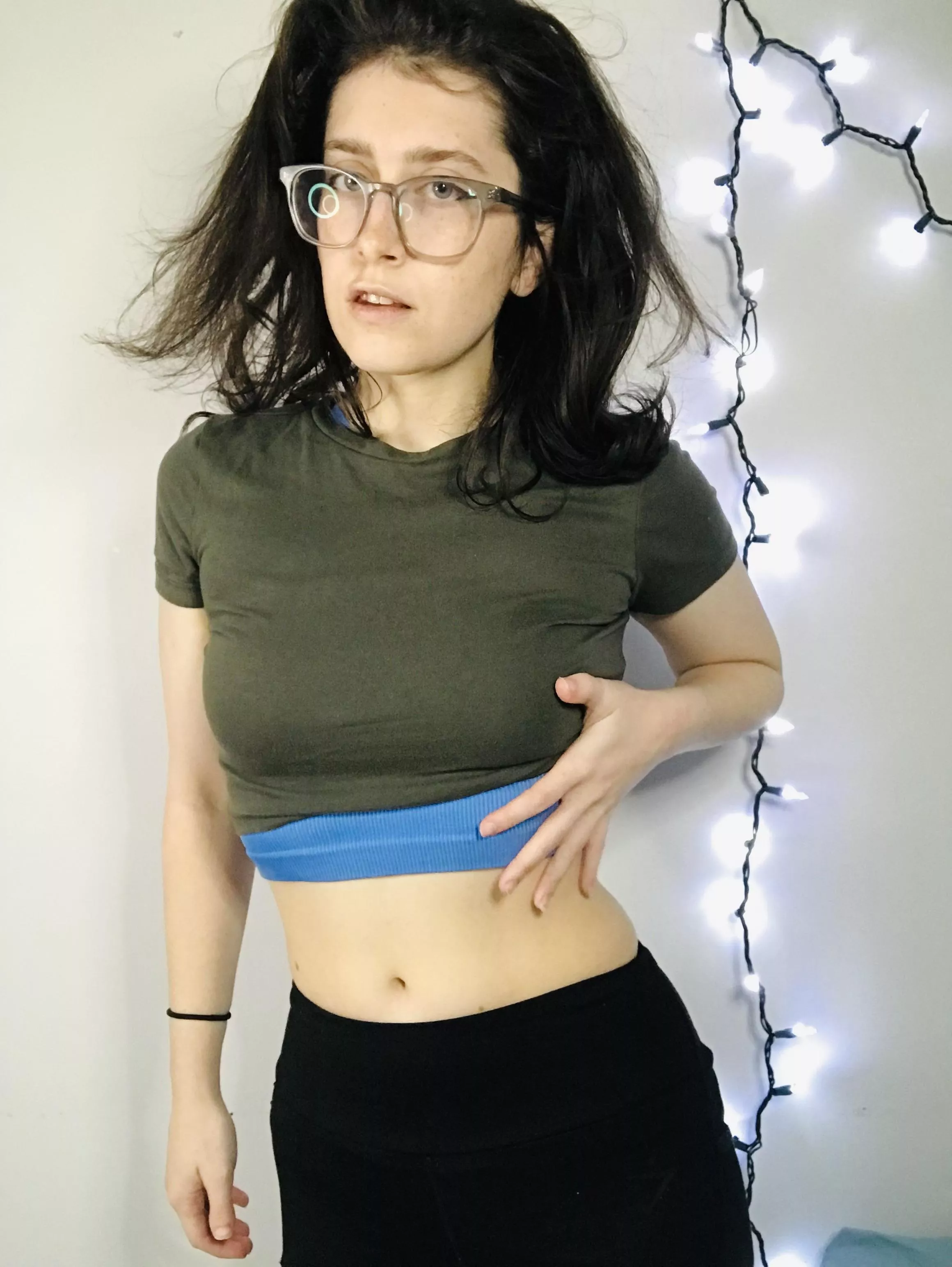 Should I go work out (or to yoga class) for once? I’ve decided this is my outfit for the day :)