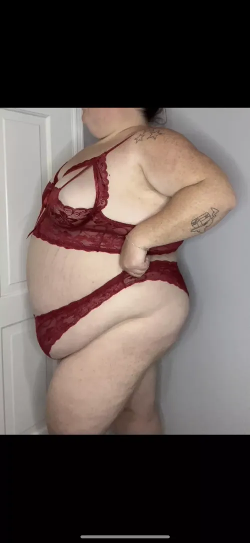 Should I grow my belly bigger? 🫣🥵