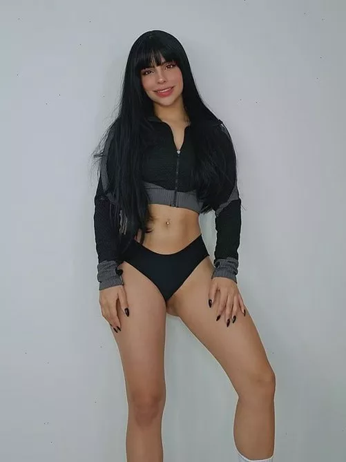 should i wear pigtails or leave my hair down for my next post?