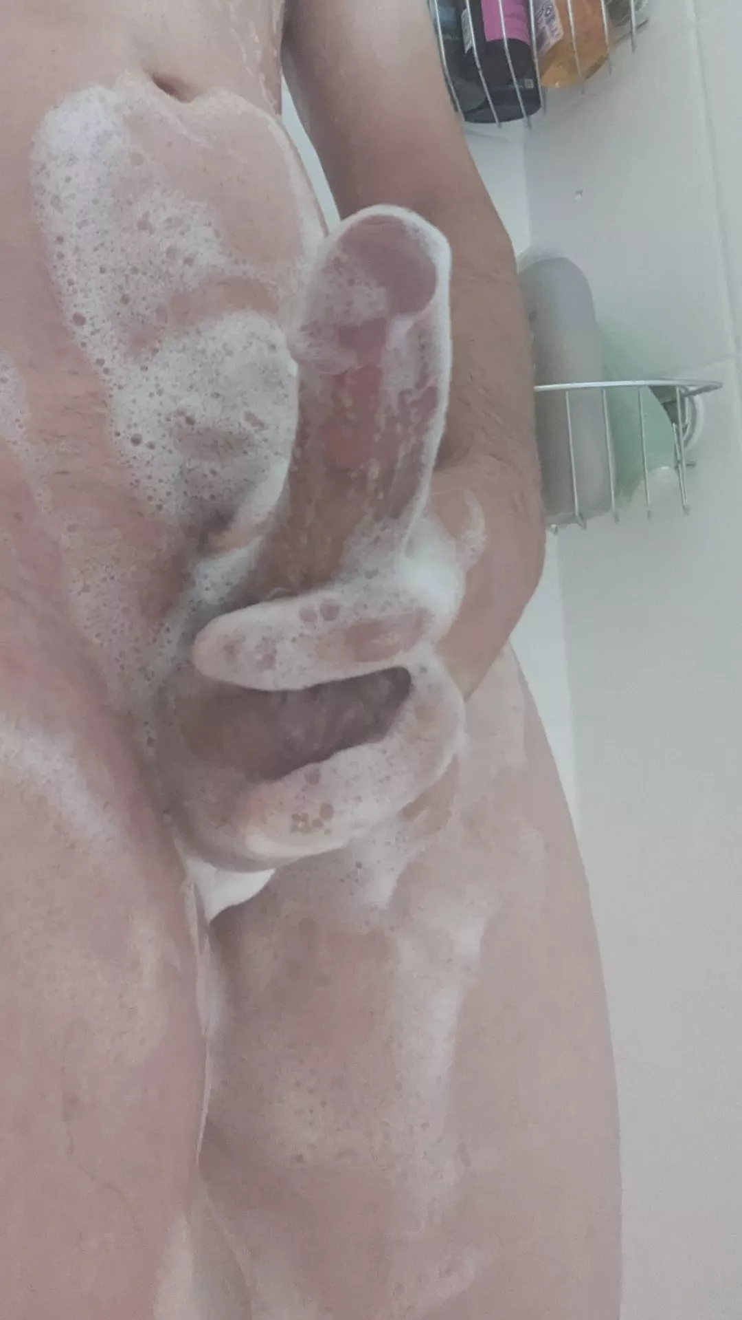 Shower time fun 😋