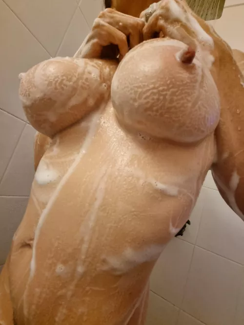 Shower time with mommy 👿💦😘❤️