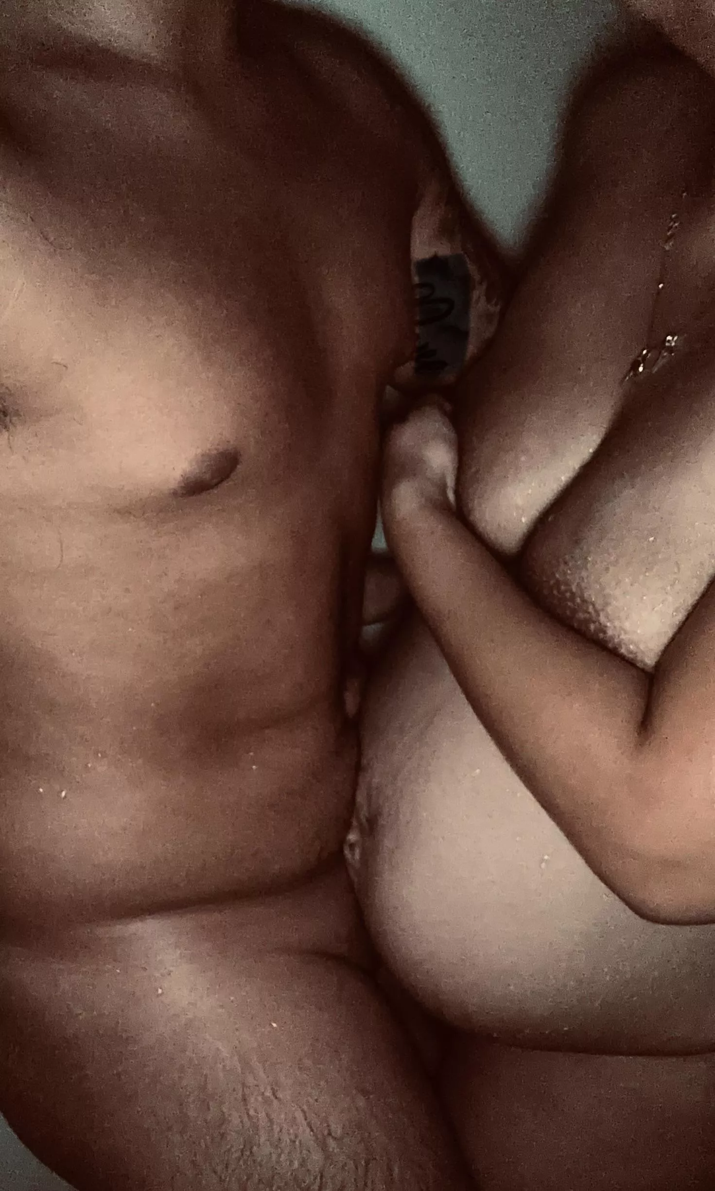 Shower time with wifey is the best ❤️