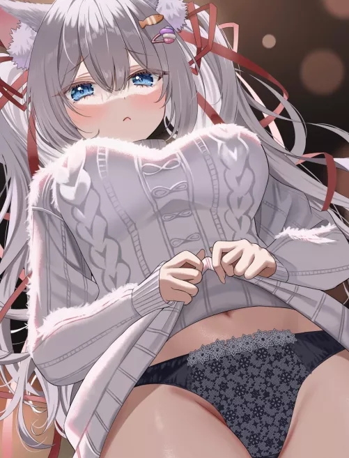Showing her lovely pantsu