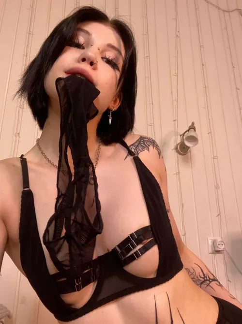 Shut my mouth with panties so as not to wake up my parents