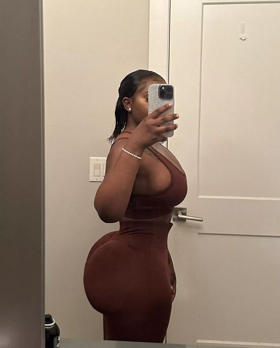 Sideview 😛😛🍑💦