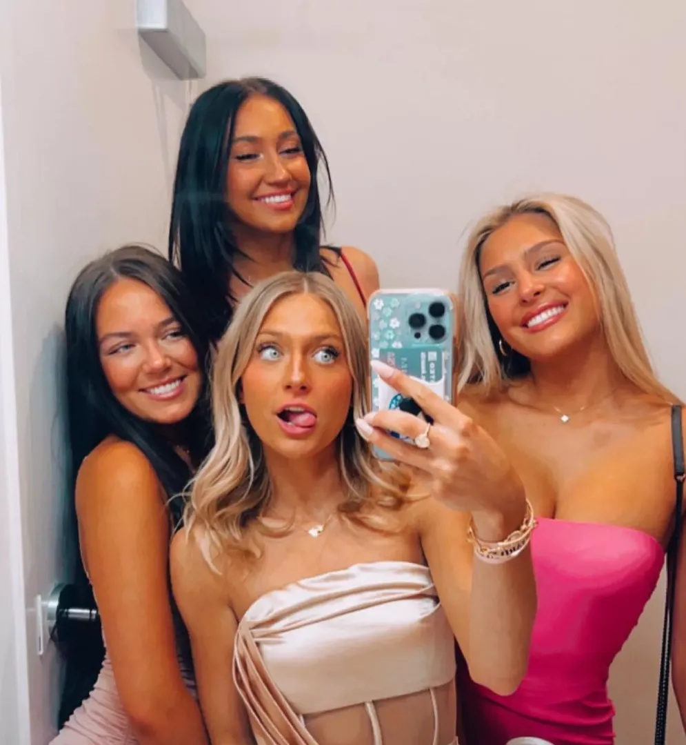 Silly sorority girls
