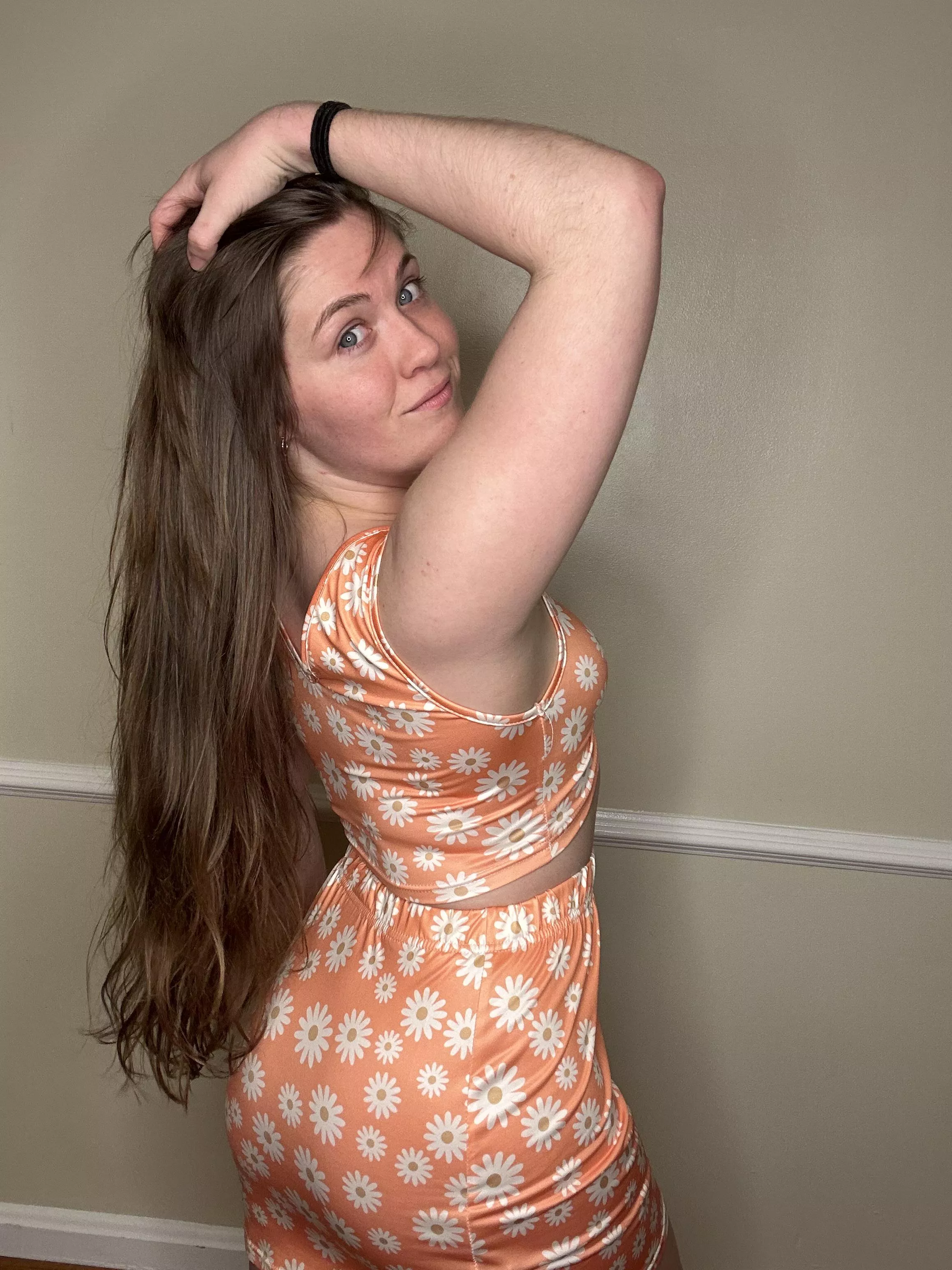 Simple outfit I can’t wait to wear to the beach [f]