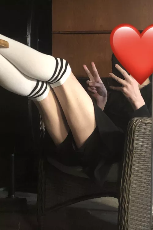 sittin'