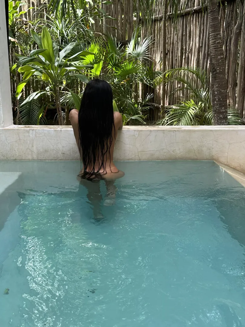 Slut me out. I’m your little hor🌊😈🥰