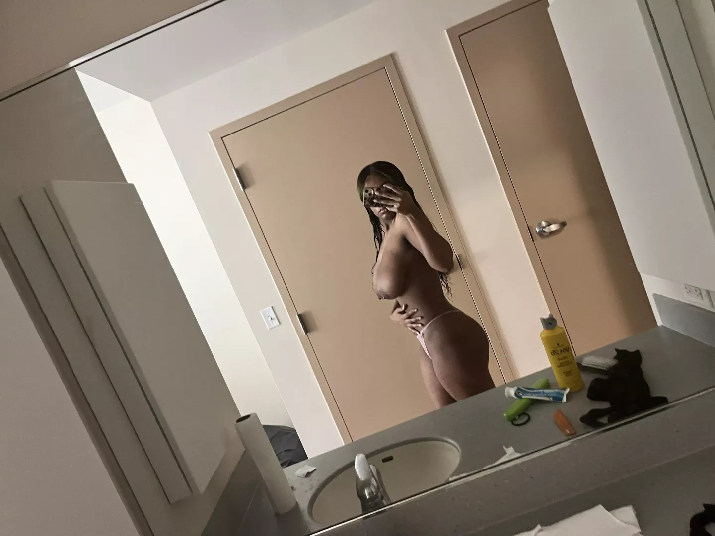 Slut me out 😝