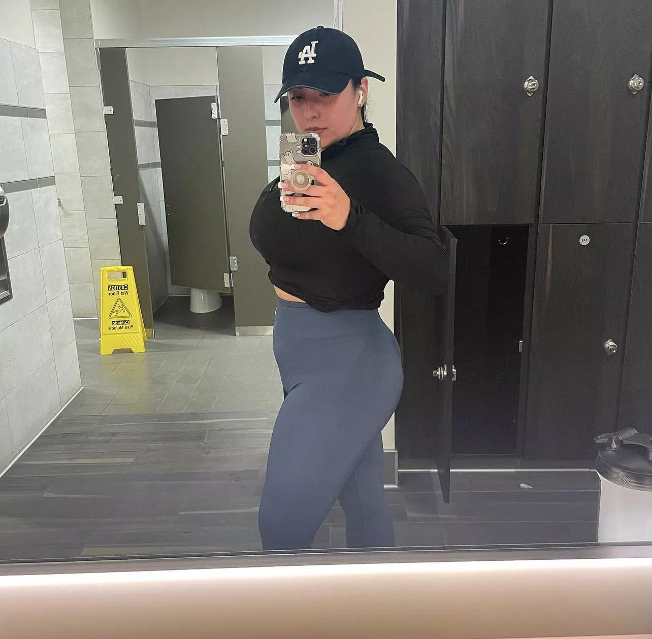Smash or pass