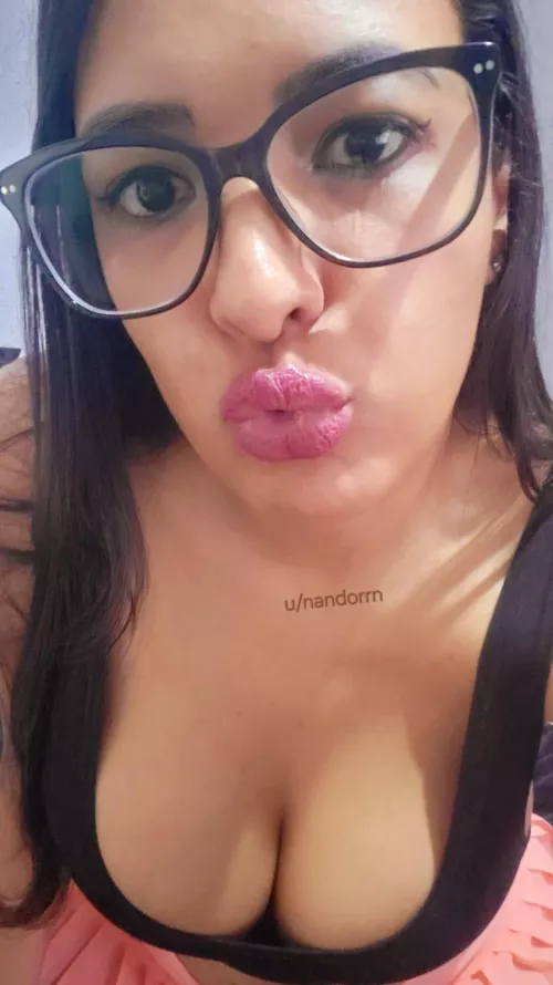 Smear my lipstick