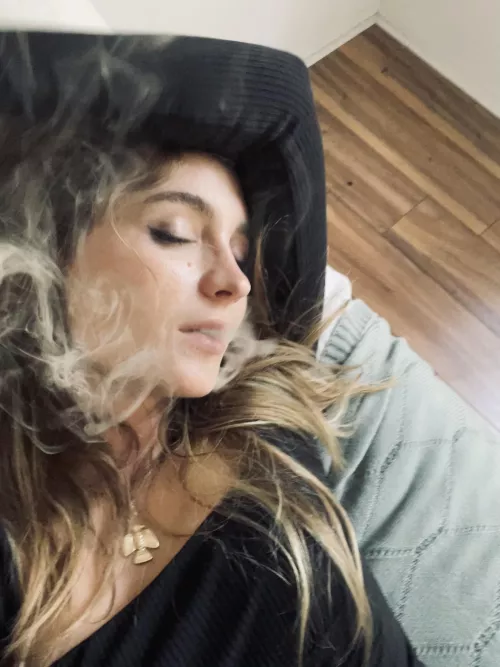 Smoking photos, artsy fartsy 💨