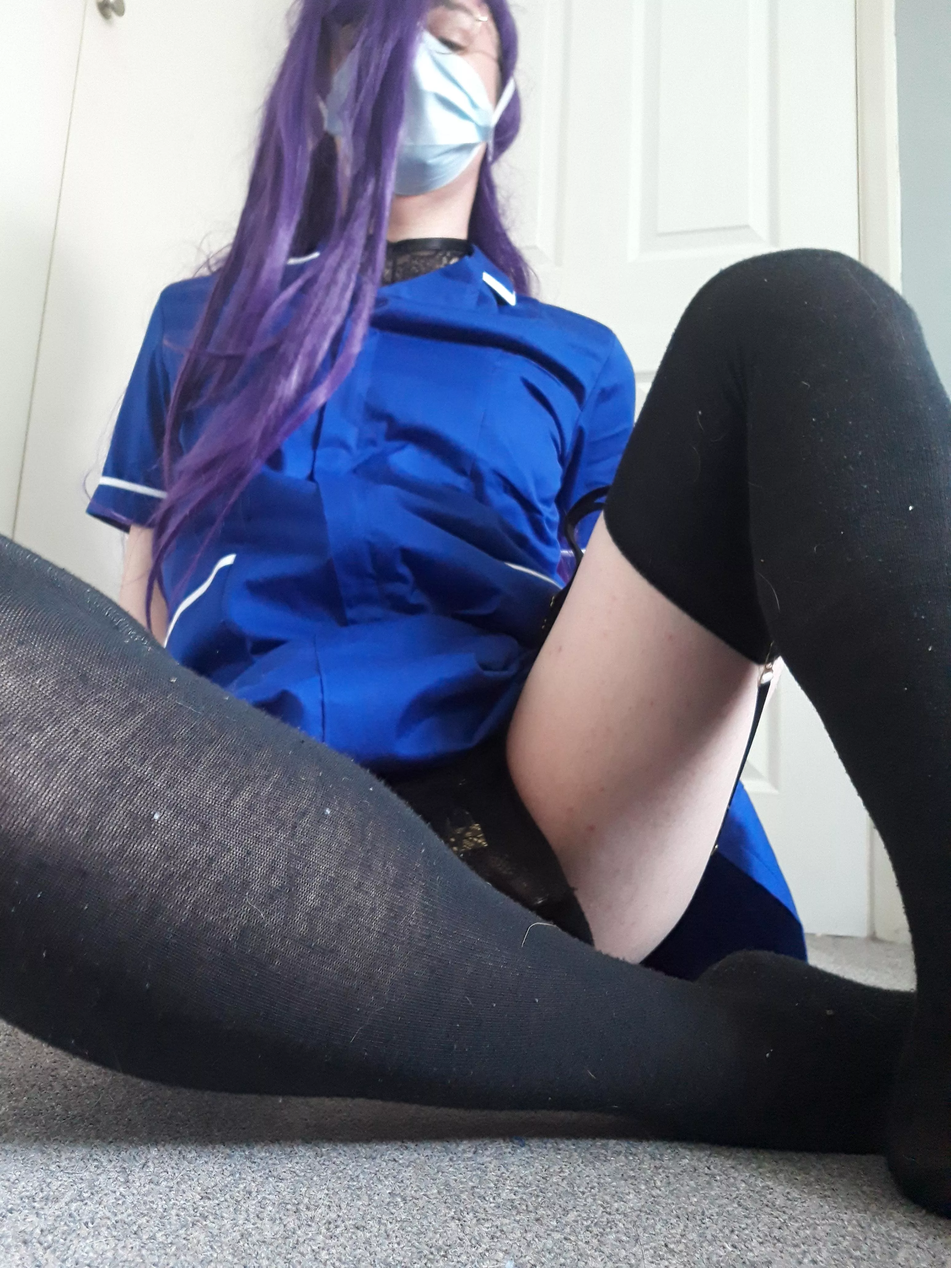 Smol thighs