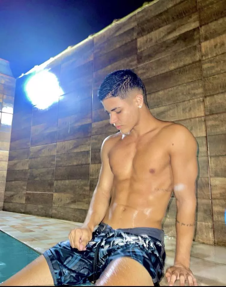 Smooth & sexy