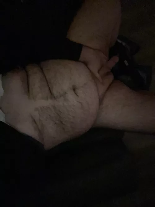 So fucking horny..