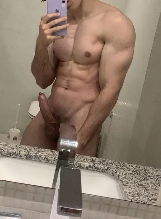 So fucking horny tonight 🥵😮‍💨