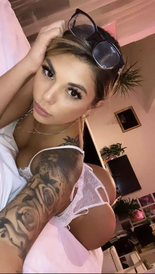 So fucking sexy