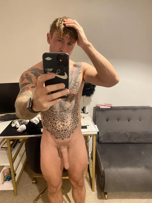 So fucking sweaty after cardio. Can you be my new cardio? [32]