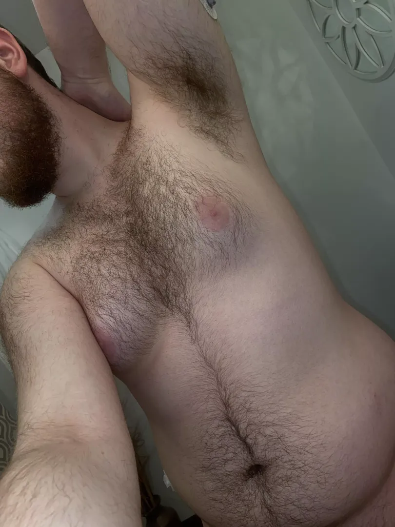 So hairy and I’ll be 20 next week…what do you think? (DMs open to all!) 😉🤙