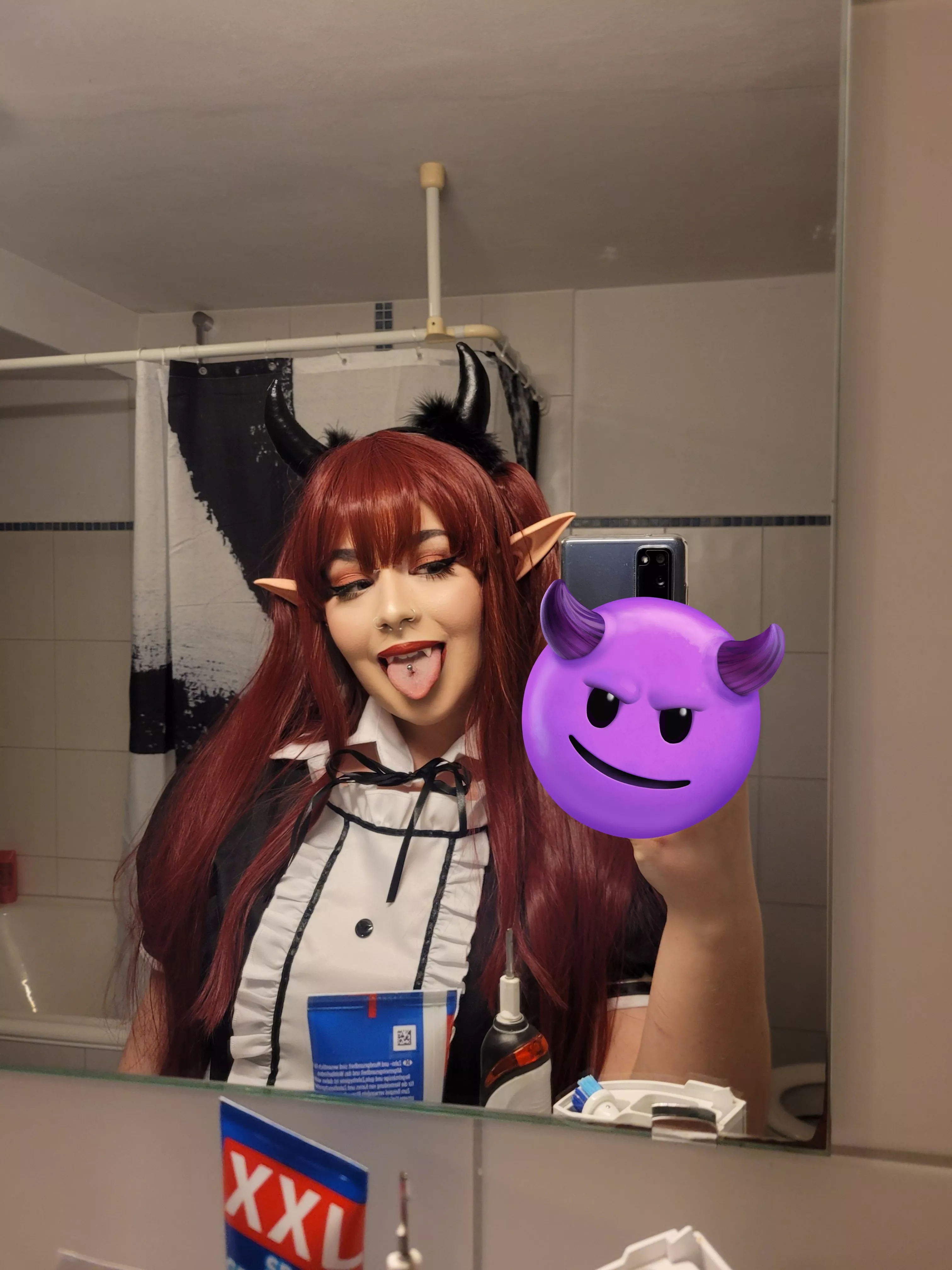 So I recently started cosplaying again and I wanted to share my succubus cosplay which I am so so very proud of. I really love how it turned out. Also it's kinda like based on Marin's succubus cosplay from My Dress Up Darling. 🥰