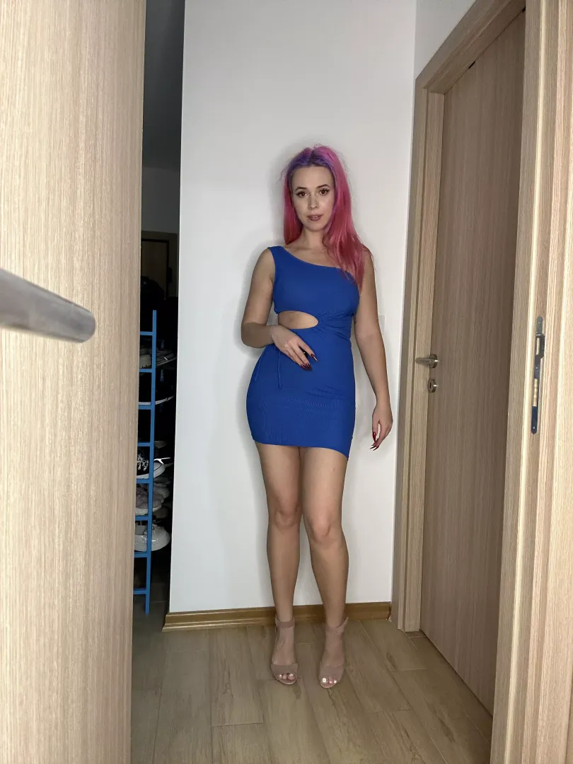 So lovely dress