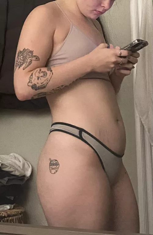 so ripe after i pump her with cum