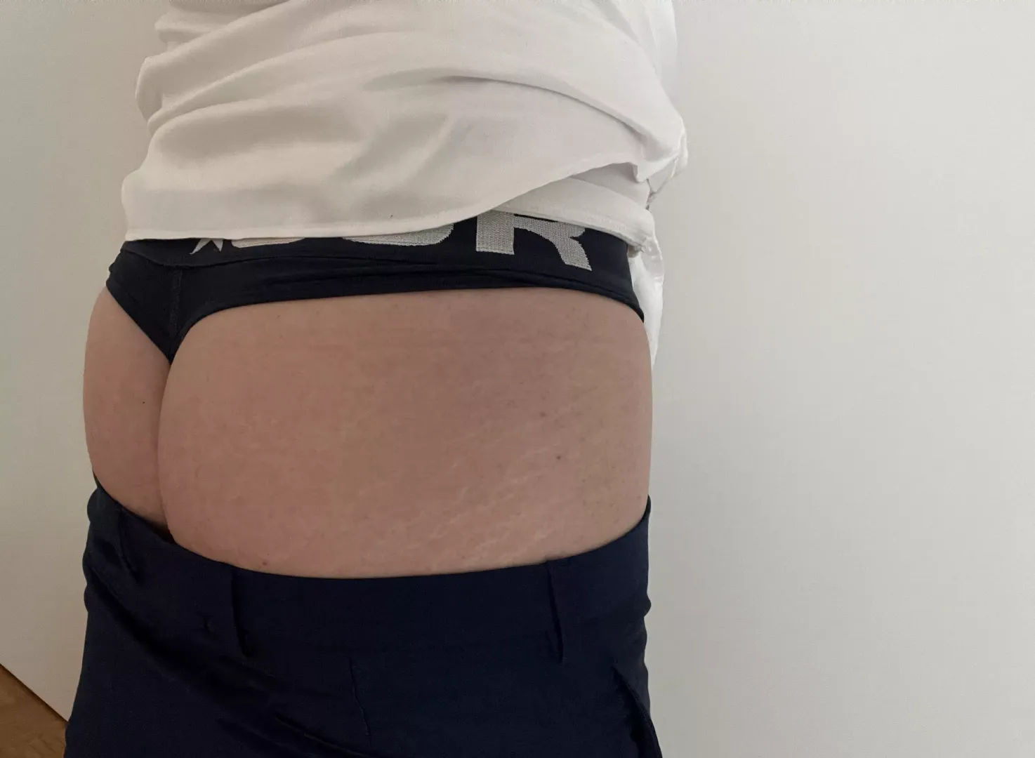 So tight between my cheeks