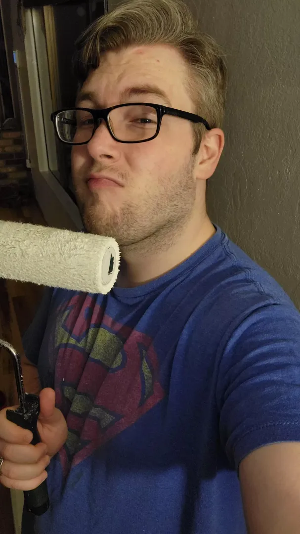so tired of painting. send help pls.