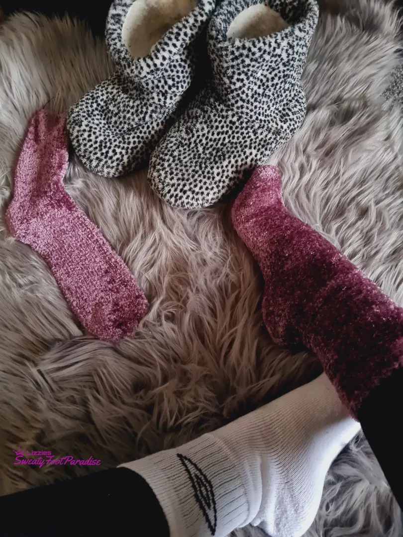 Softest socks ever 👌😏 (Selling)