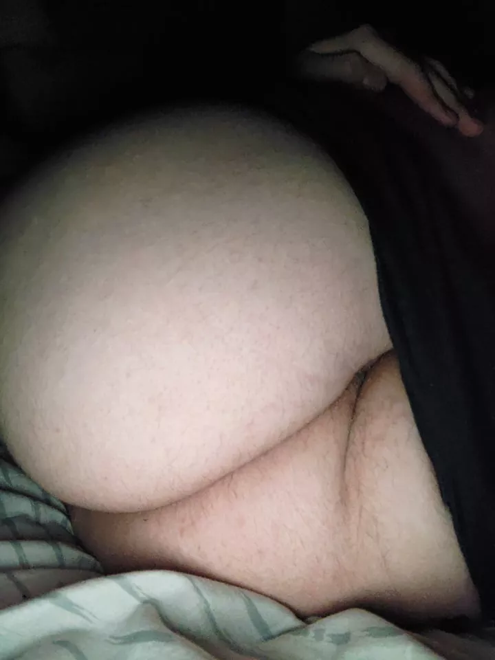 some ass for Sunday