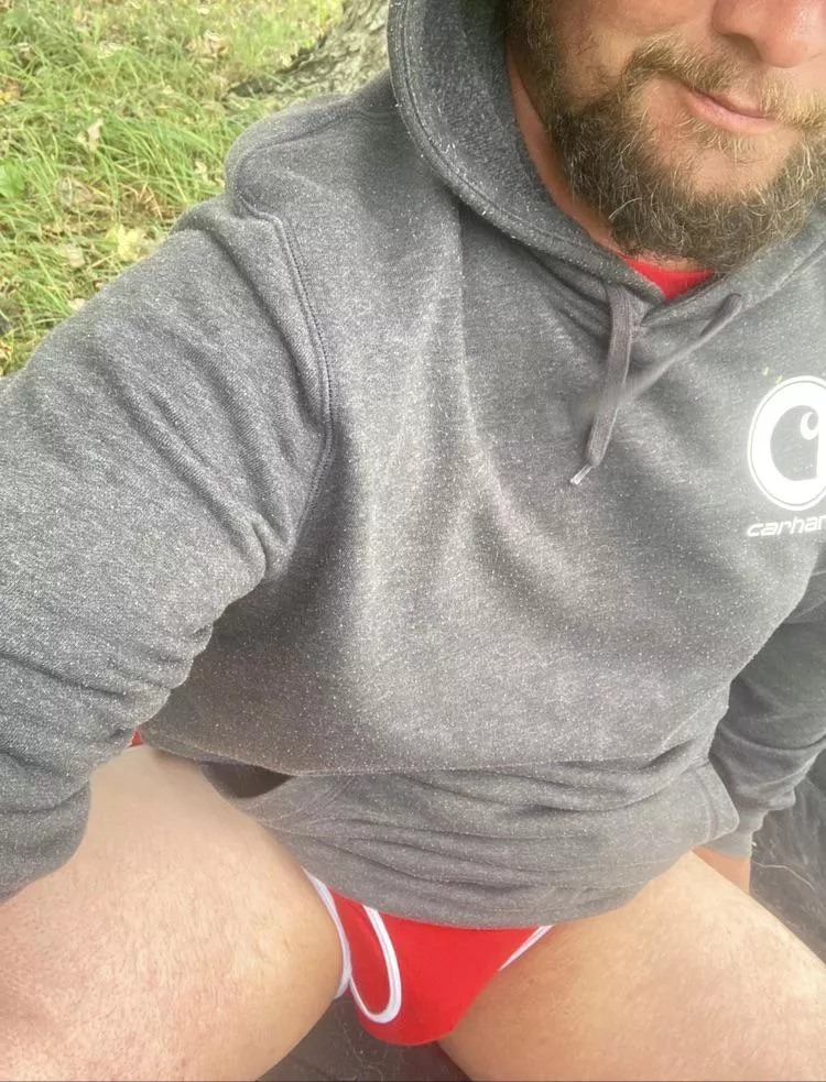 Some retro red striped