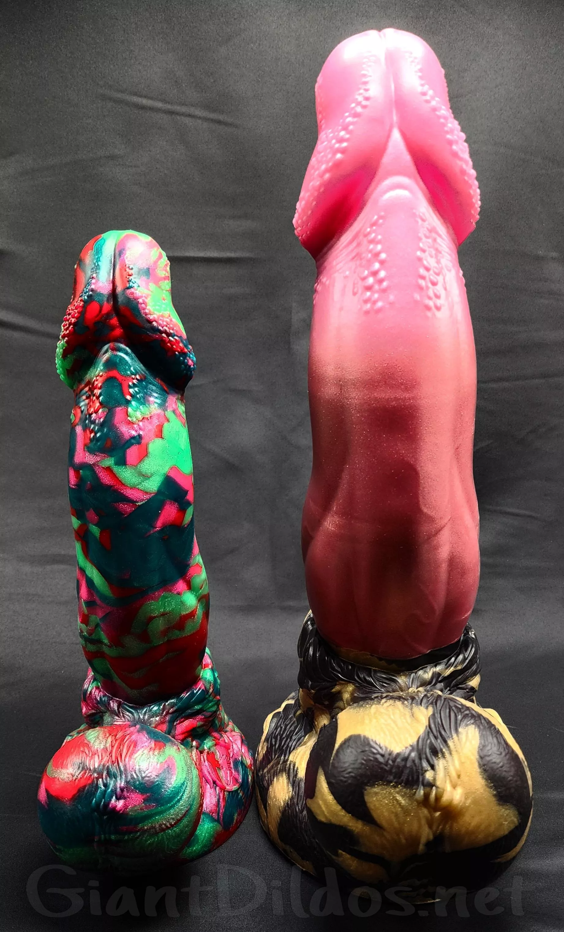 Some toys have a crazy difference between L and XL. Ky'el is one of those toys. lol (Recent holiday drop on left. Btw)