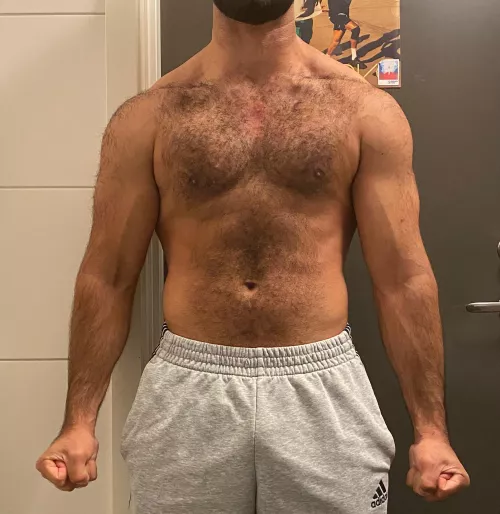 Some1 on Reddit said I need to gain more mass 😎