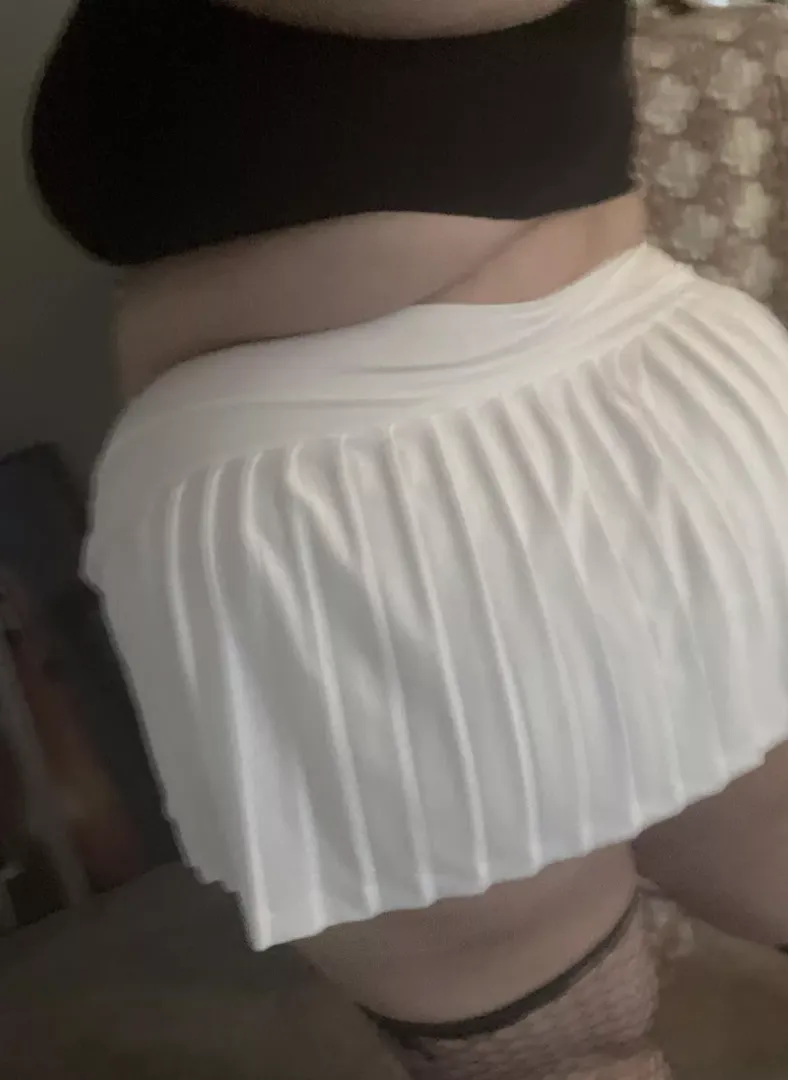 Somebody pound my fat ass please 🥺💕