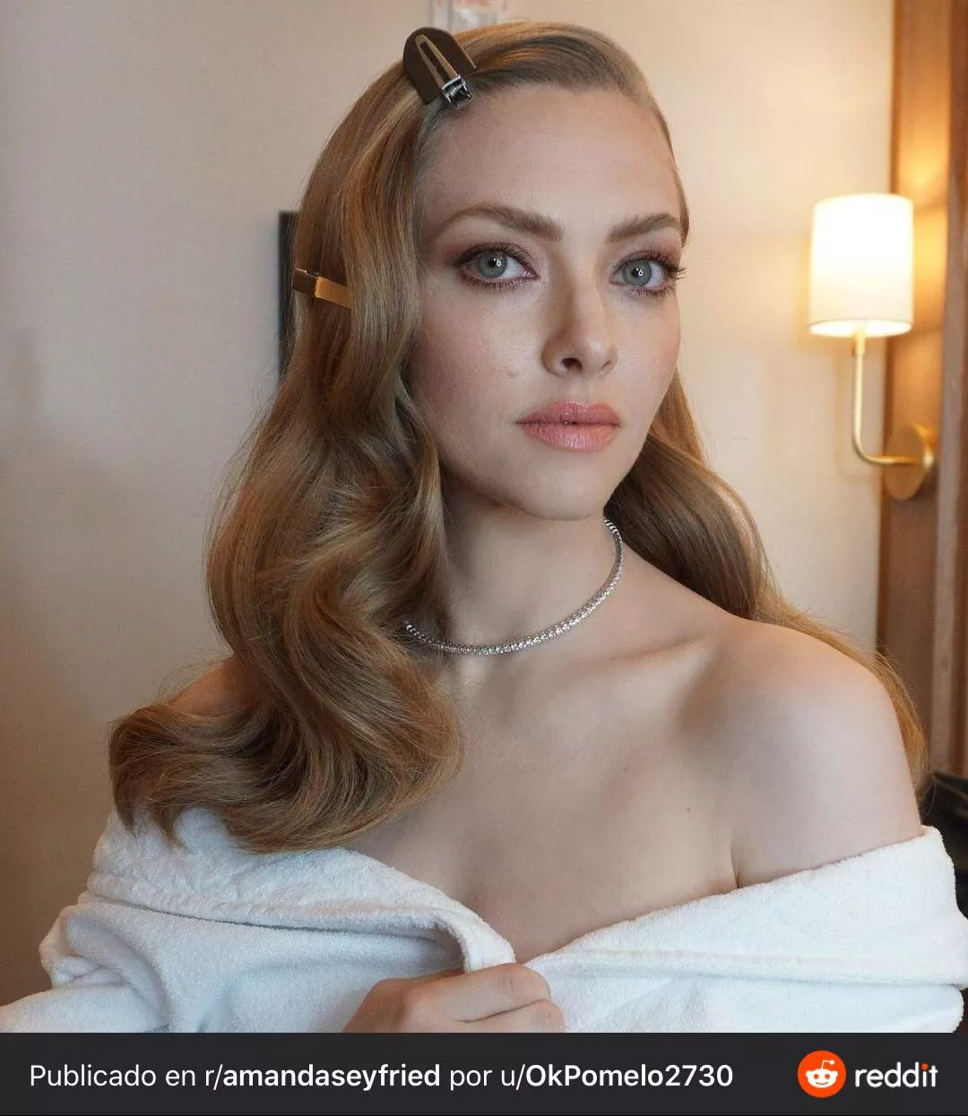 Someone please sext me as Amanda Seyfried to make me cum