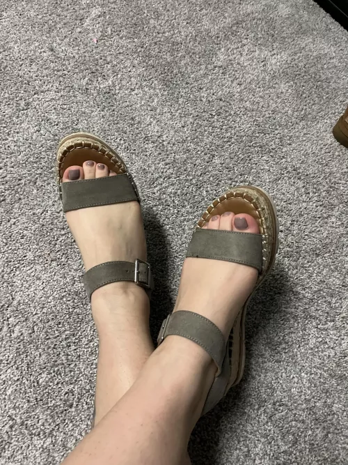 Someone wanna come suck on these ?