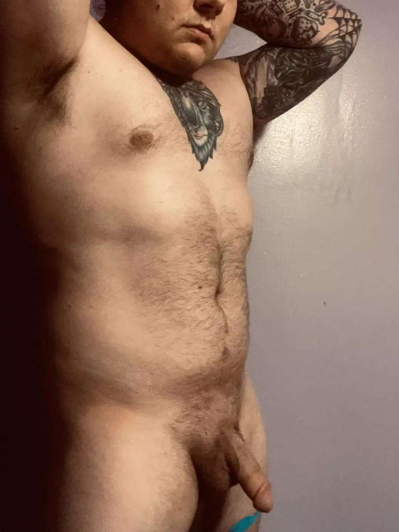 Sometimes I feel good about my body. How would you make me feel good? 😈