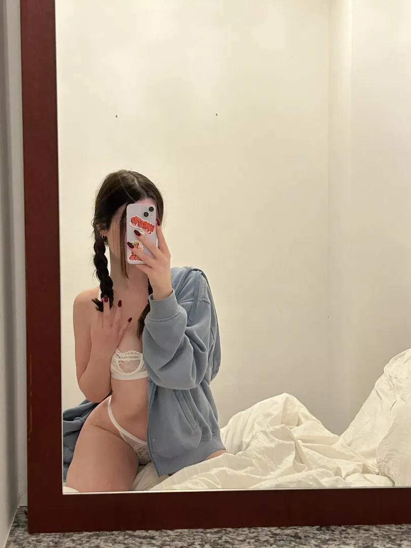 Soo... Do you prefer small or thicc asians ?