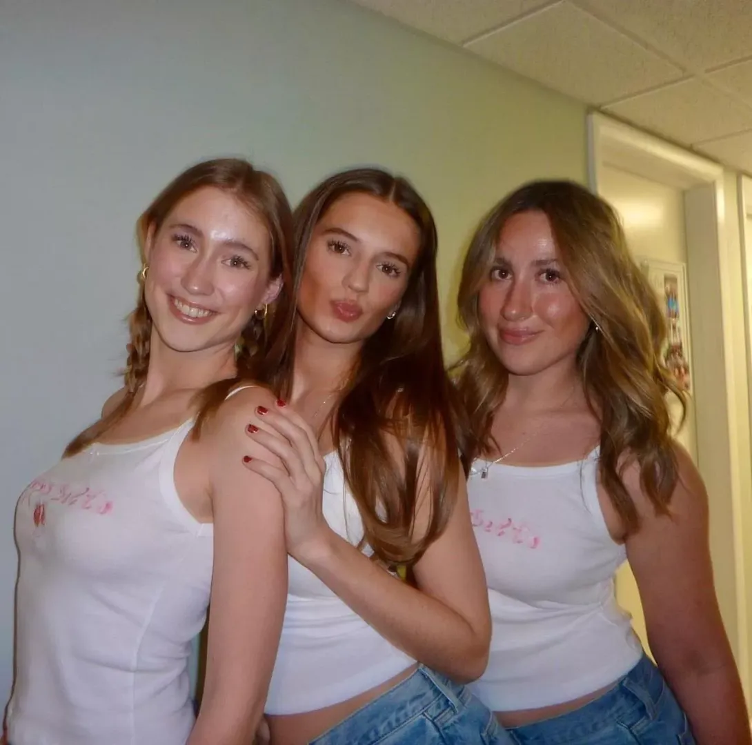 Sorority brunettes