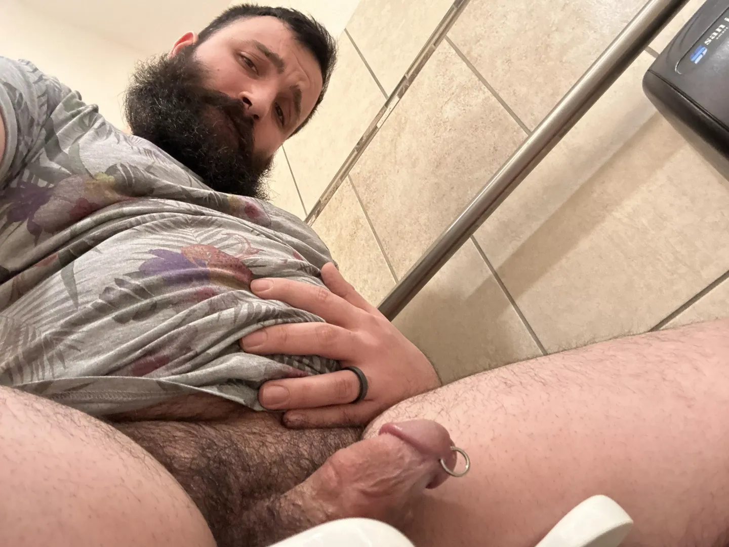 Sorry, I guess I forgot to lock the bathroom door 😏
